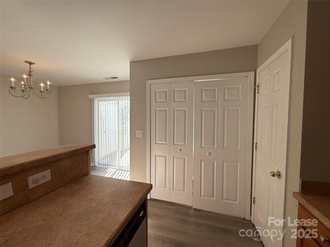 Building Photo - 10531 Trolley Run Dr