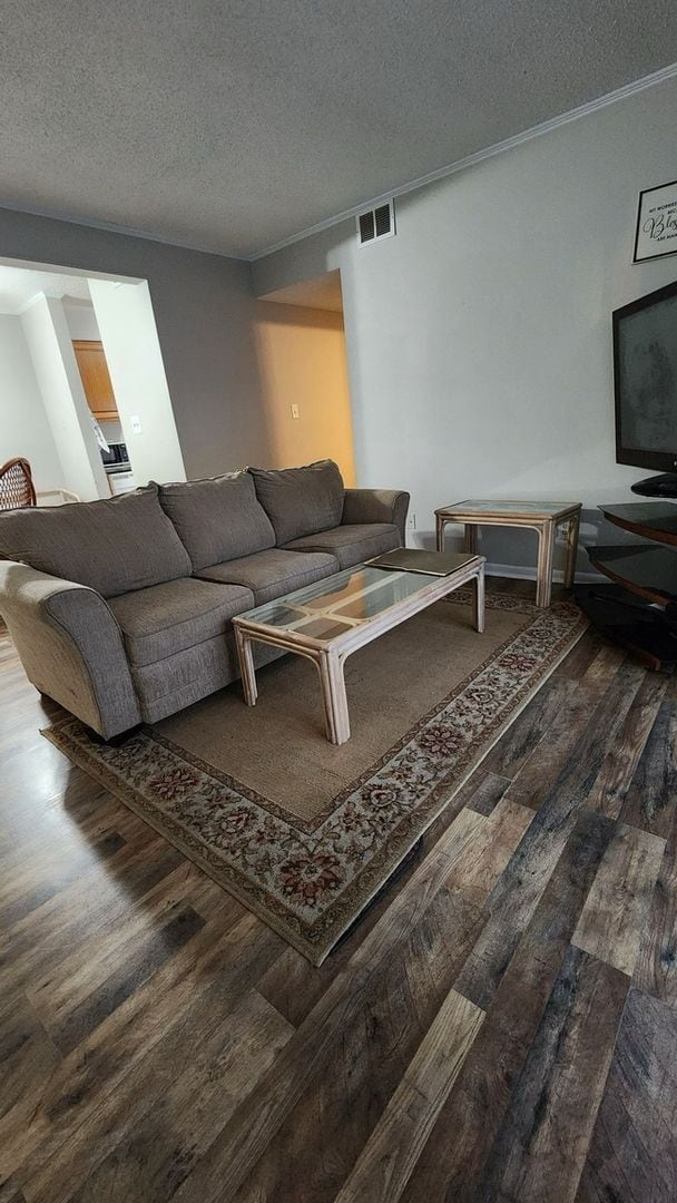 Building Photo - 950 Forestbrook Rd