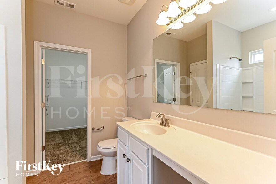 Building Photo - 604 Piedmont Crossing Dr