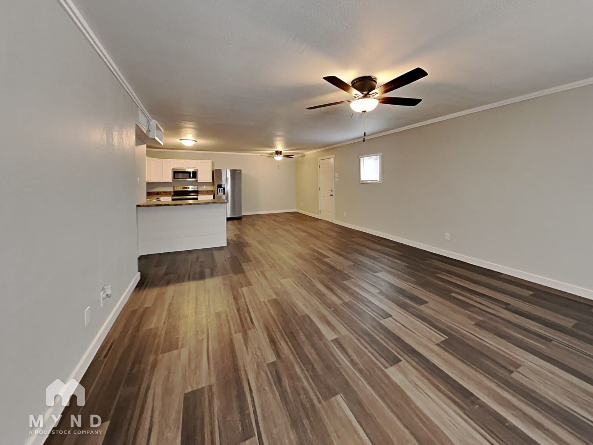 Building Photo - 5650 S 46th Pl