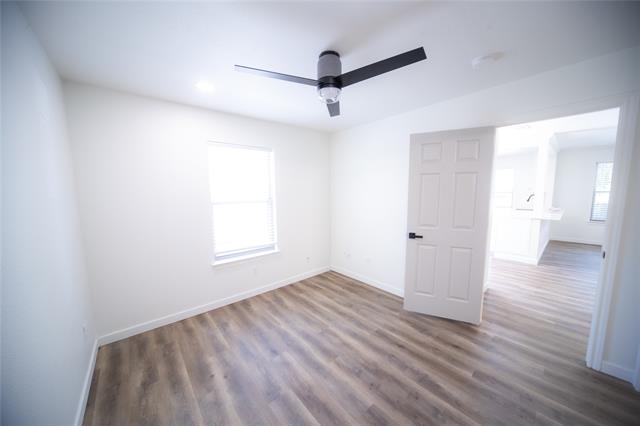 Building Photo - 3233 S University Dr