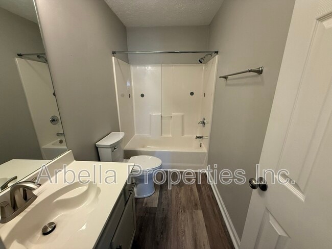 Building Photo - 2637 US-11W