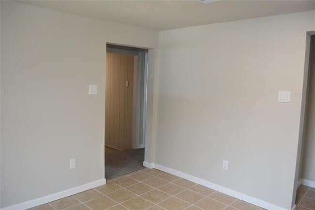 Building Photo - 3007 Grovey St