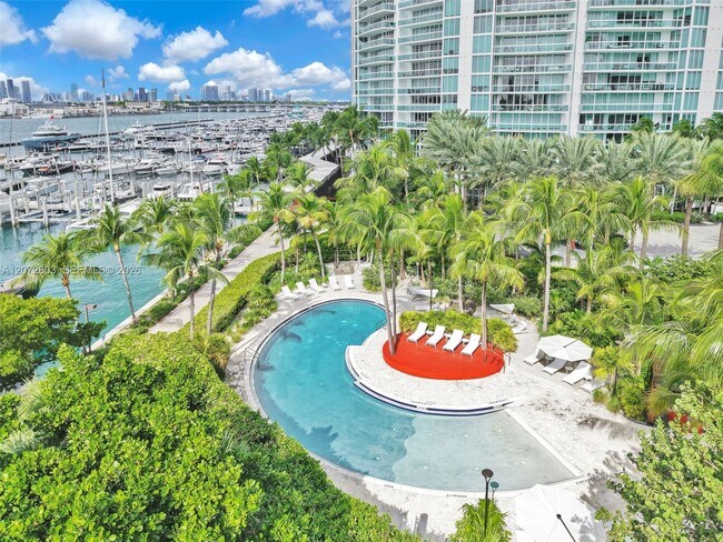 Building Photo - 1000 South Pointe Dr