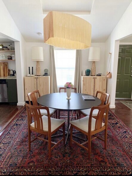 Building Photo - 3112 Elizabeth St