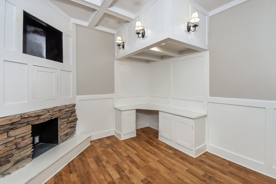 Building Photo - 4125 Ridgefair Dr