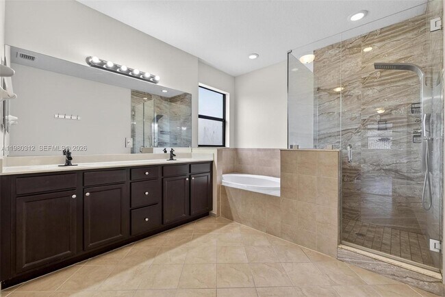 Building Photo - 11561 SW 232nd Ln