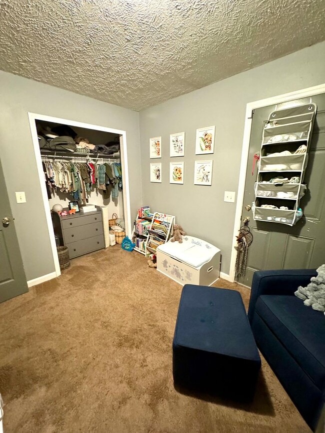 Building Photo - 3 Bed 2 Bath House in East Nashville Cul D...