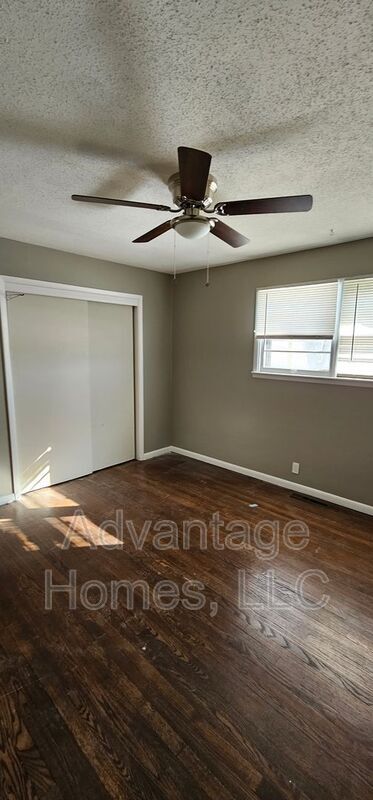 Building Photo - 7519 NW 84th Terrace