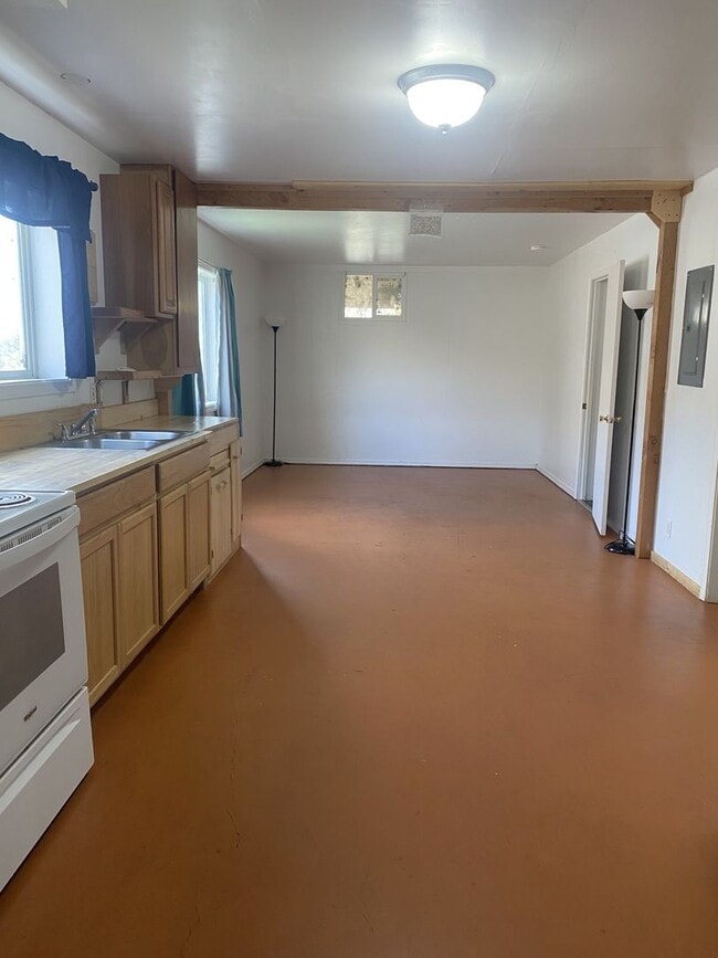 Building Photo - 536 US-97 ALT