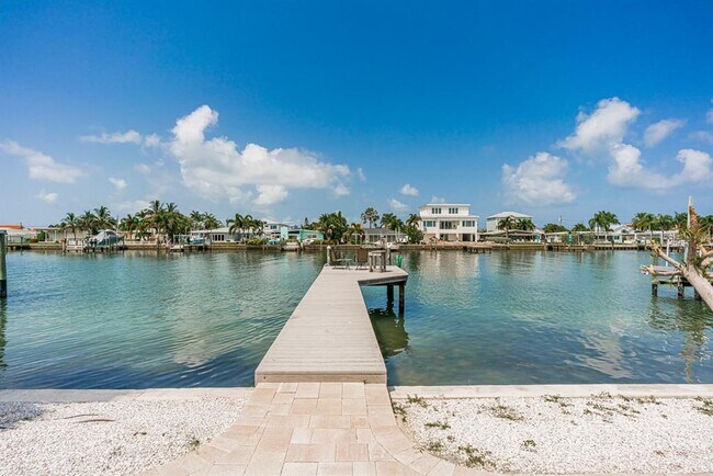 Building Photo - 11240 7th St E