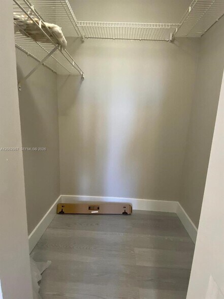 Building Photo - 1257 SW 46th Ave