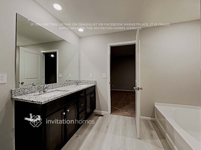 Building Photo - 9793 Borderpine Way