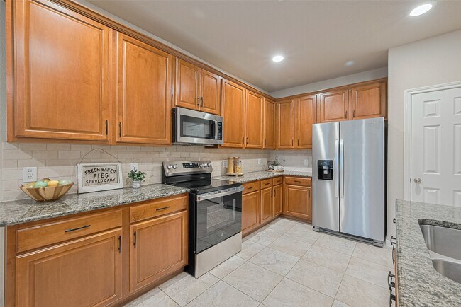 Building Photo - 23 Red Adler Pl