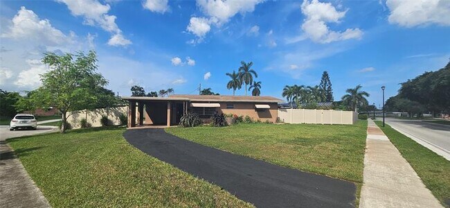 Building Photo - 6257 Margate Blvd