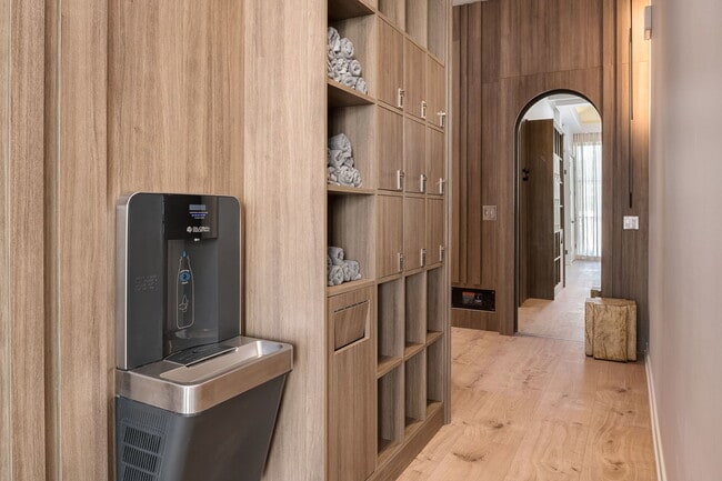 Building Photo - 8029 W Belmont Ave