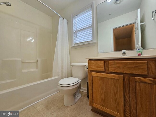Building Photo - 1014 Zircon Ct