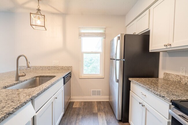 Building Photo - 3613-3615 Rhode Island Ave South