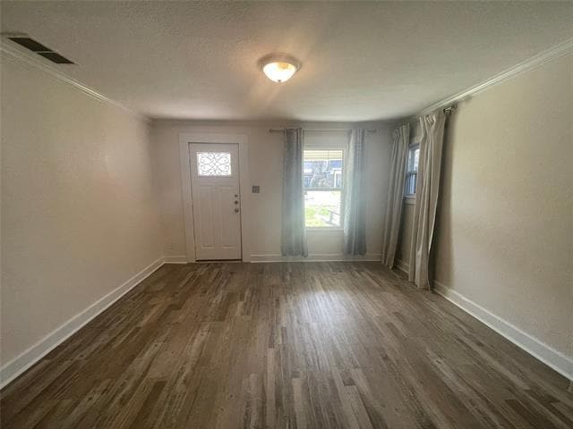 Building Photo - 3320 W 5th St