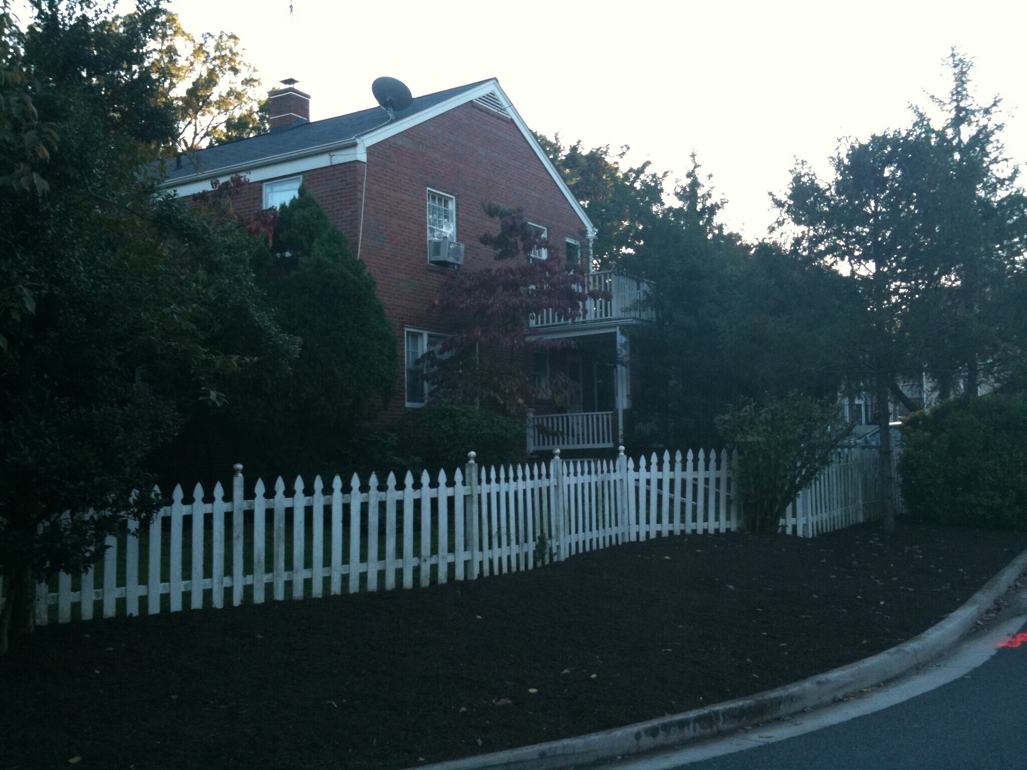 Street View Side Elevation - 1048 N Danville St