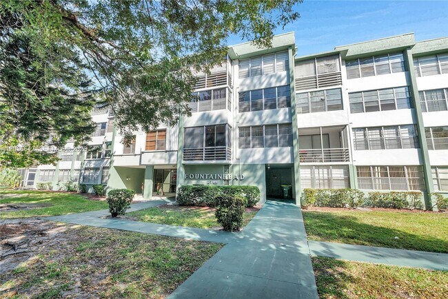 Building Photo - 2781 Taft St