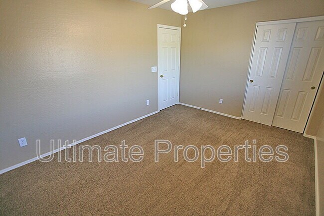 Building Photo - 23524 N 118th Ln