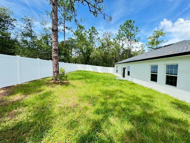 Building Photo - 7130 N Glenridge Cir