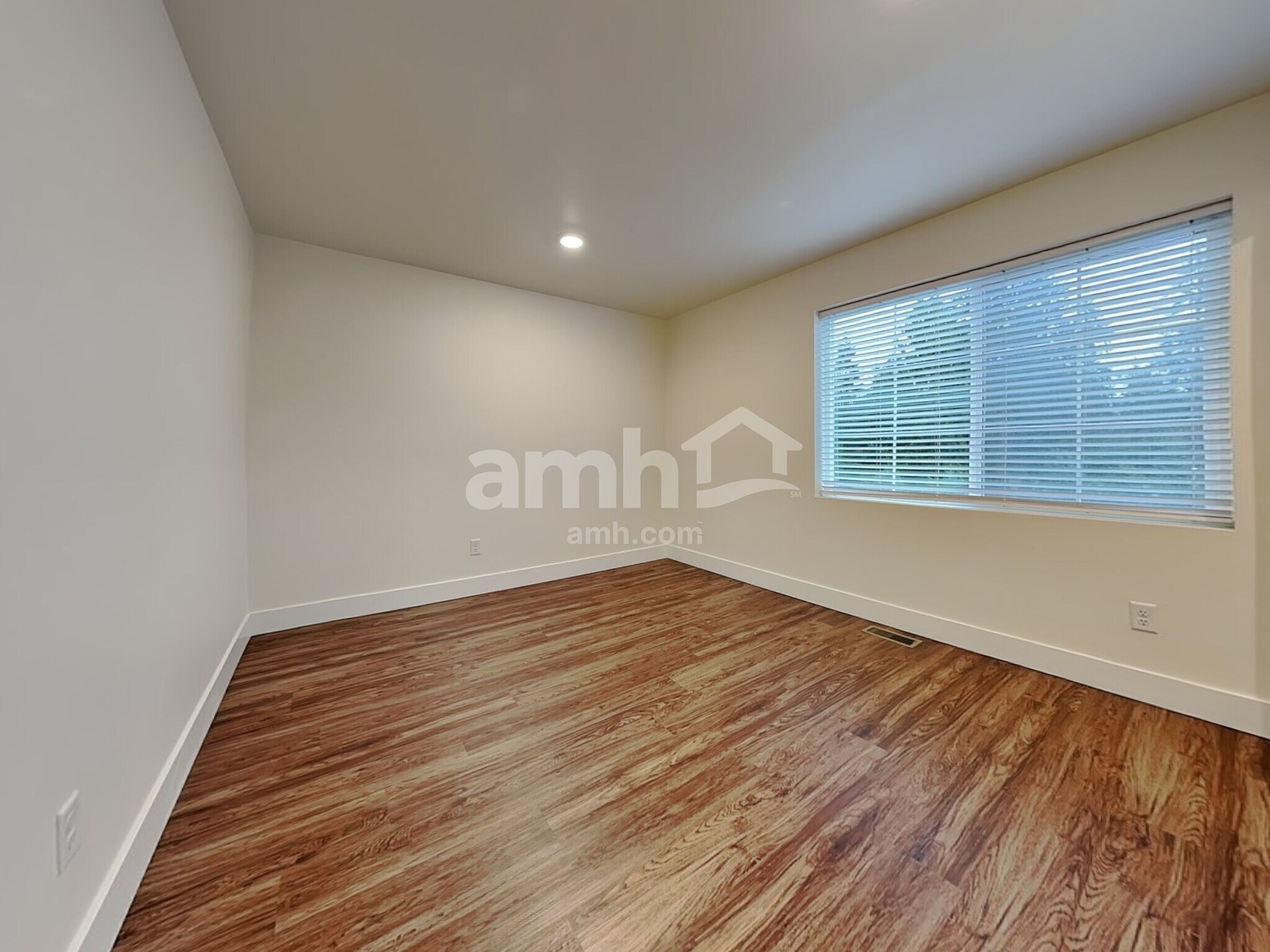 Building Photo - 12612 81st Ave Ct E