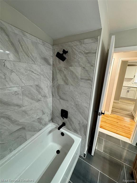 Building Photo - 6267 Piedmont St