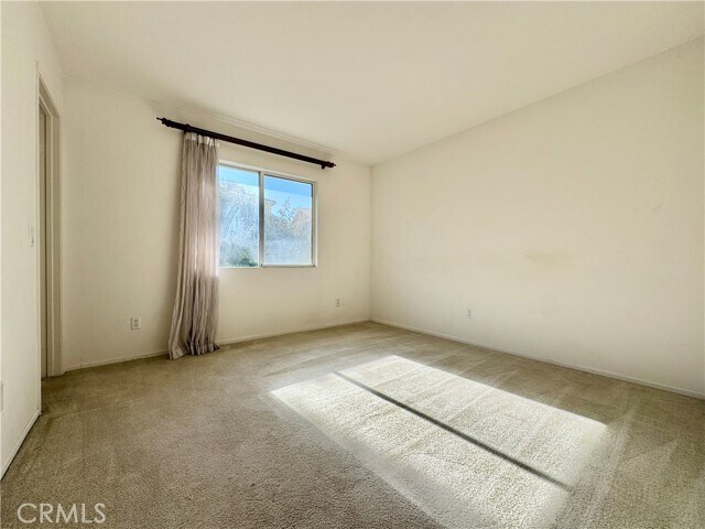 Building Photo - 16612 China Berry Ct