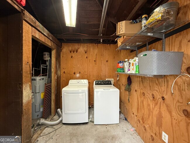 Building Photo - 836 E Henry St