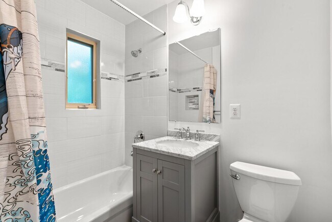 Building Photo - 3BR/4BA - Silver Spring Rambler on Quiet Cul-de-Sac Near Sligo Creek Park