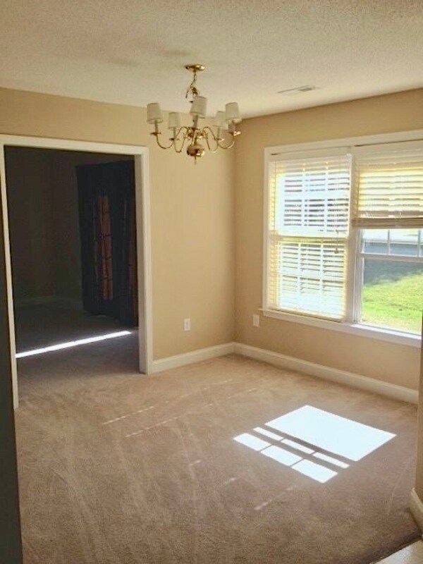 Building Photo - 10 Pasture View Ct