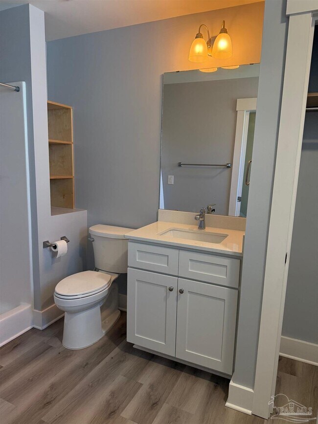 Building Photo - 2051 W Blount St