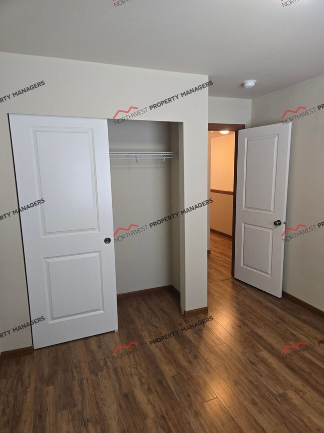 Building Photo - STATUS-AVAILABLE- |R16| $2450