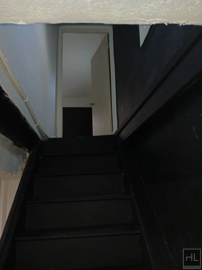 Building Photo - 128 STREET