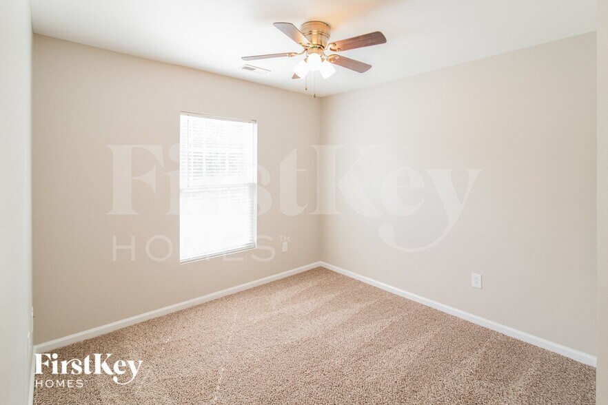 Building Photo - 3384 Fletton Way