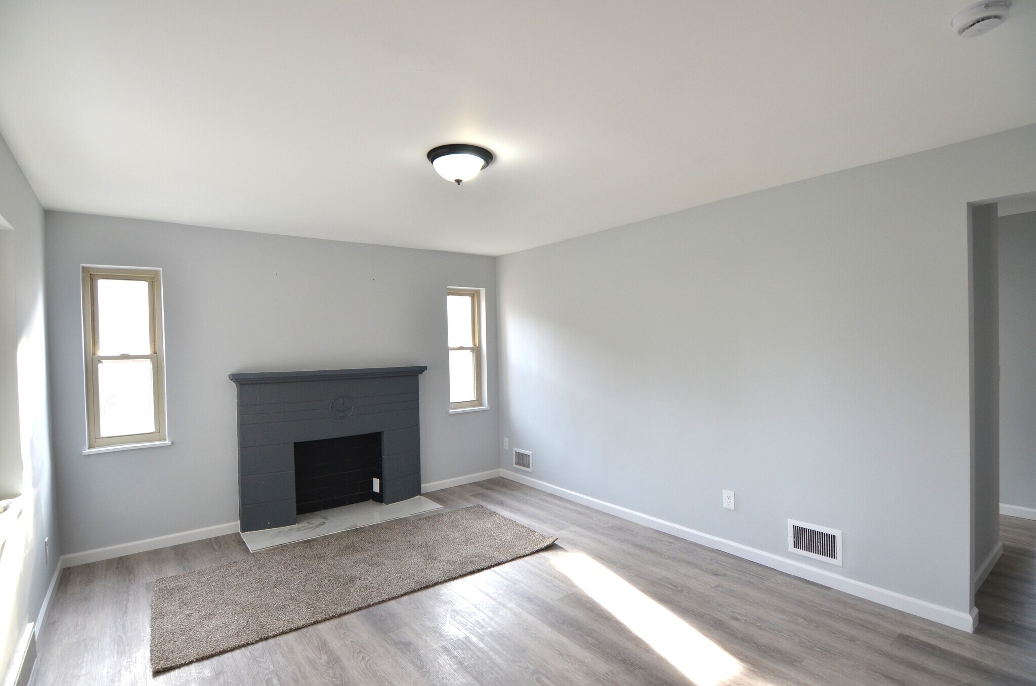 Building Photo - 7301 Brookcrest Dr