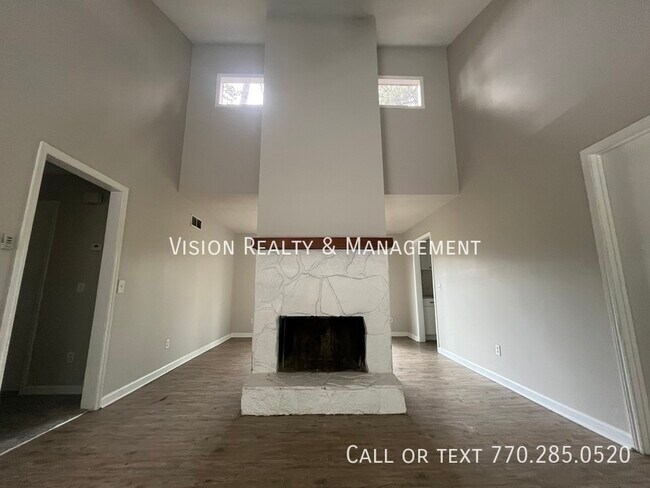 Building Photo - 5842 Oak Ct