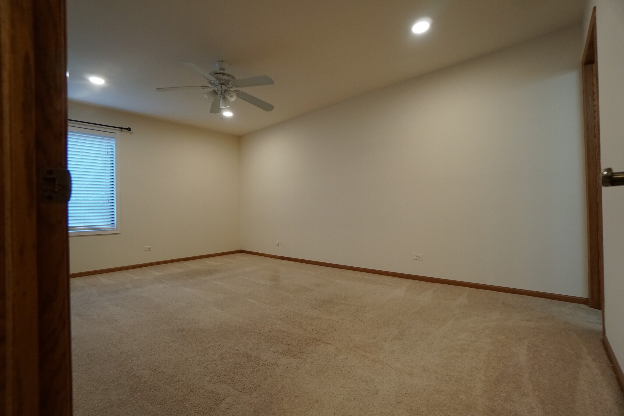 Building Photo - 6237 Trinity Dr