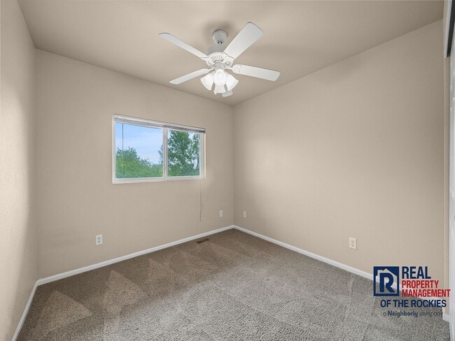 Building Photo - Amazing 3 bed, 3.5 bath Condo in Rigden Farm!