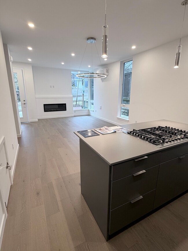 Building Photo - 2900 S Norman St