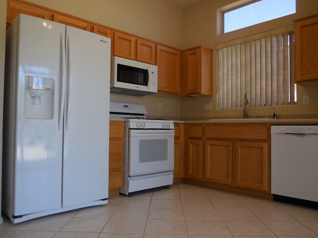 Building Photo - SUN CITY SUMMERLIN TWO BEDROOM - MONARCH F...