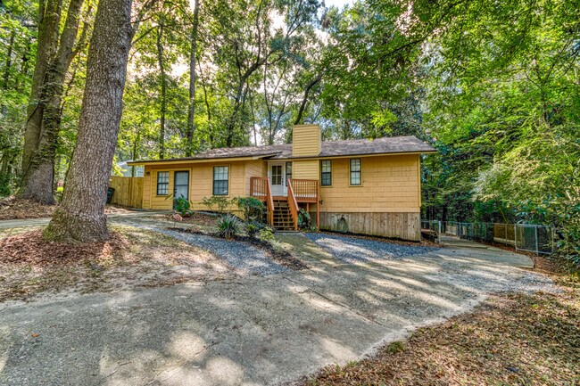 Building Photo - 289 Fern Hollow Rd