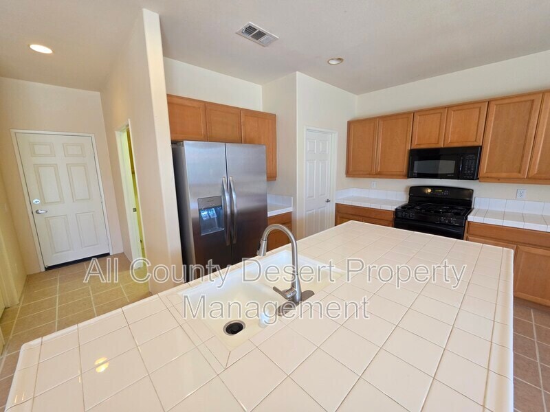 Building Photo - 47471 Harbour Lights Ln