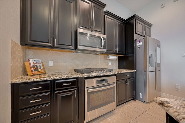 Building Photo - 4227 Lodge Ranch Ct