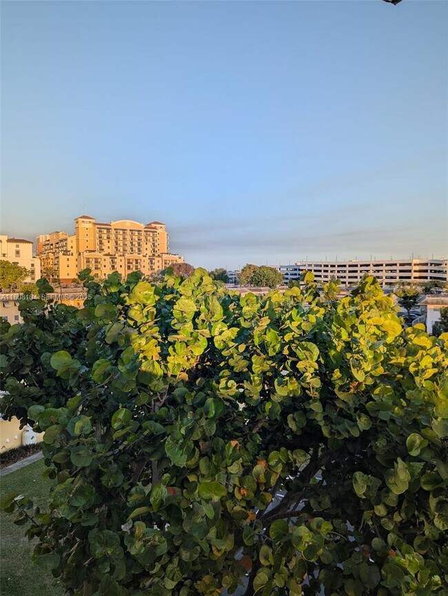 Building Photo - 7410 SW 82nd St