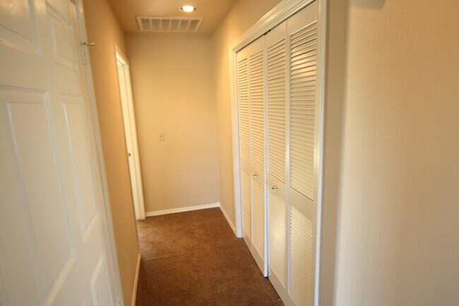 Building Photo - Available Soon! Fully Rehab!