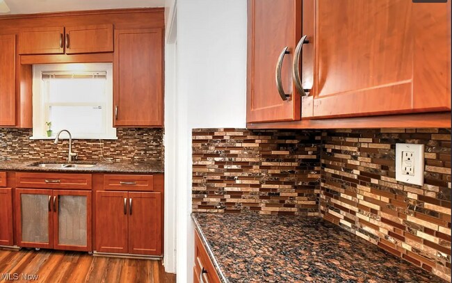 Building Photo - 3133 Albion Rd