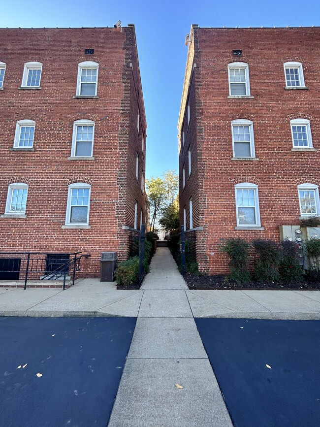 Primary Photo - Historic 1 Bed, 1 Bath